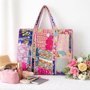 ハンドメイドパッチワークキルティングトートバッグ：花柄コットンショルダーバッグ