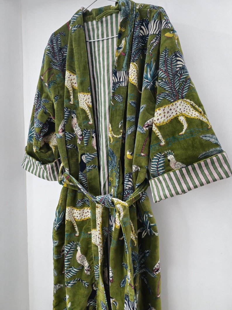Women's VELVET Cotton Kimono Robe – Boho & Elegant 

REVERSIBLE ( BOTH SIDE WEARABLE )
