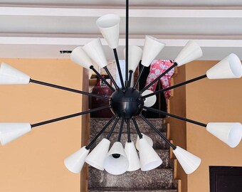 モダンなハンドメイド スターバースト 18 アーム シャンデリア ミッド