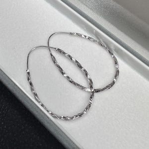Solid Platinum PT950 engraved hoop circle laser technique earrings with certificate 5361