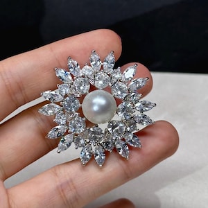 Floral Brooch 12mm South Sea white pearl setting sterling silver with rhinestones