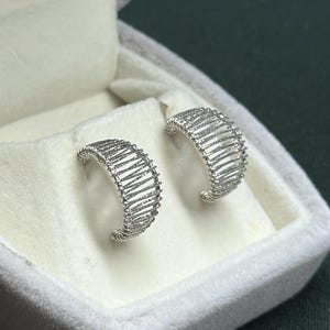 Solid Platinum PT950 engraved hoop earrings with certificate 3777