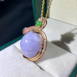 Vivid purple Type A Burmese jadeite cabochon set in 18K solid  rose gold with natural diamonds pendant certified natural 9429
