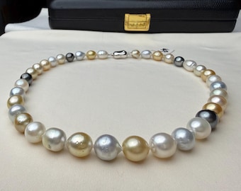 Collana di conchiglie bianche - Italia