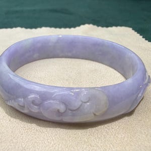 58mm 天然ラベンダー翡翠バングル • 柔らかなパステルパープル翡翠 