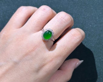 帝王绿（インペリアルグリーン）A型半透明翡翠カボションリング、18K