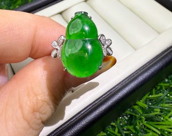 US6.5 インペリアルグリーンジェダイトひょうたん 18K ゴールド