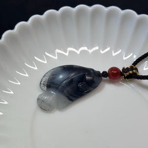 Qinghua black ink and white jade carving fish pendant necklace certified natural 青花