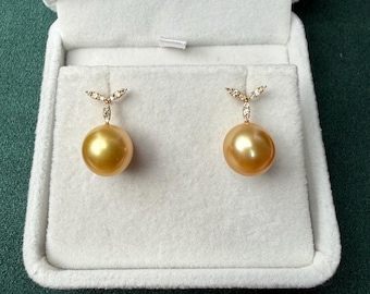 Pendientes de oro de 18 quilates con diamantes y perlas de los Mares del Sur (perla dorada de 10 mm)