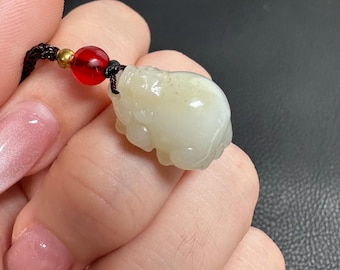 Pixiu Pendant Chinese wealth Creature bicolor sugar Jade nephrite pendant certified natural 3067