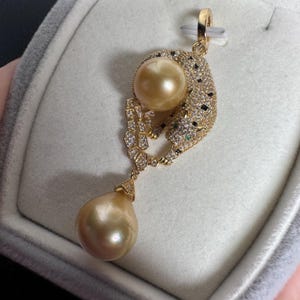 13mm South Sea rich gold pearl setting sterling silver gold plated leopard pendant