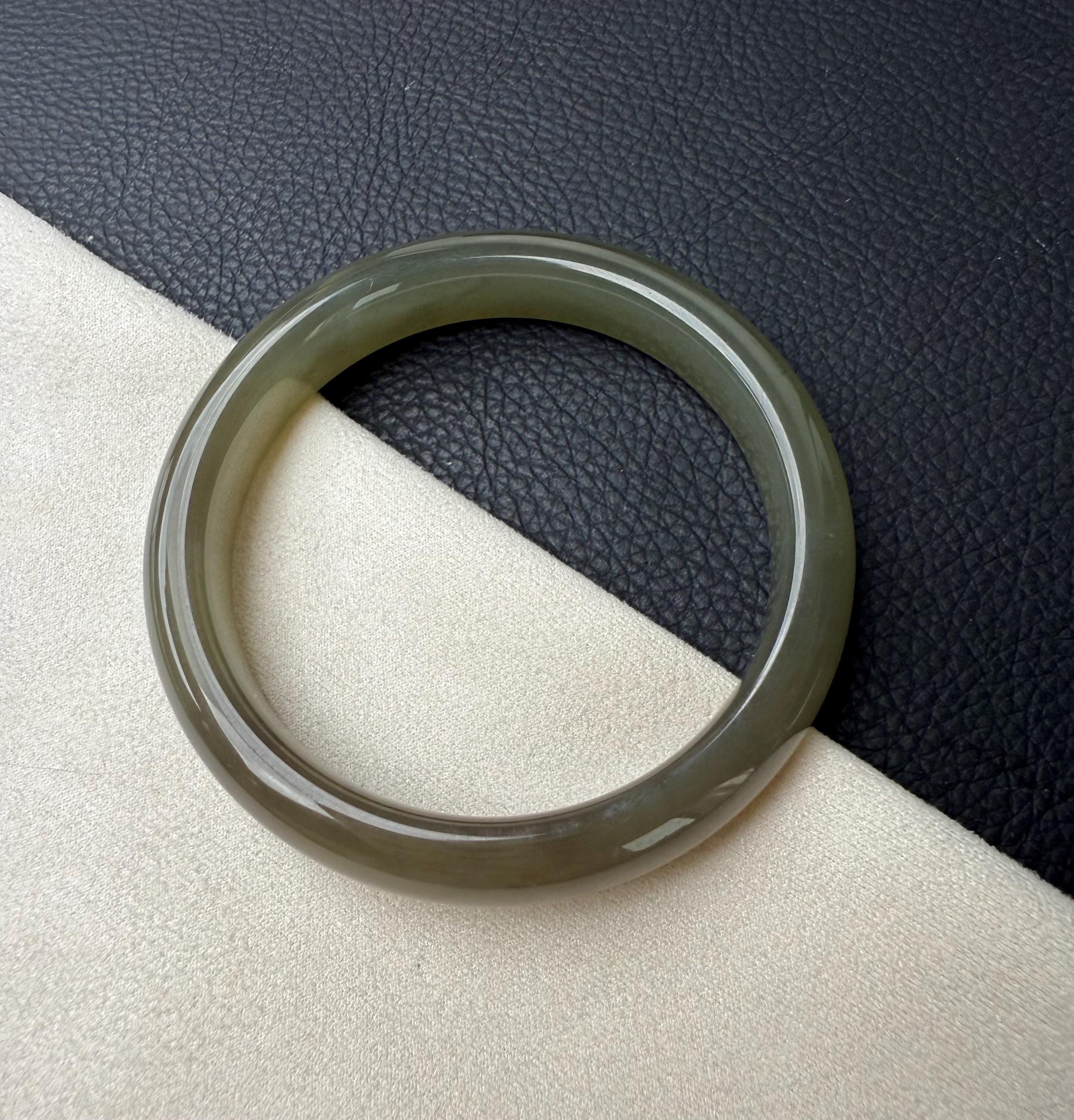 ティーゼリー 56.8 mm 清水半透明翡翠バングル認定天然收藏证 2016