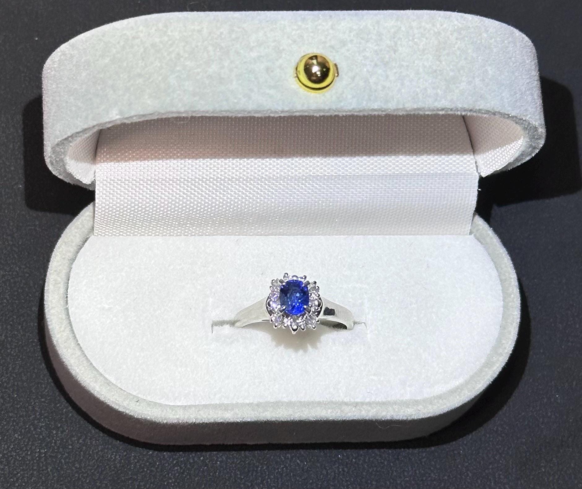 Statement Ring 0.78ct Sapphire Platinum Pt900 Ring With Statement Ring 0.78ct Sapphire Platinum Pt900 Ring With