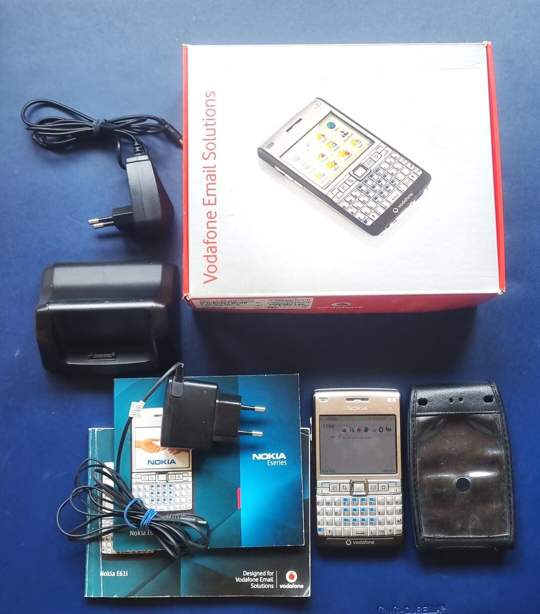 Vintage Nokia E61i - Etsy