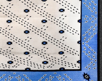 Indischer Baumwoll-Dhurrie-Teppich für Zuhause, traditioneller handgefertigter flachgewebter natürlich gefärbter Bodenteppich