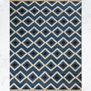 Beautiful Blue Beige And Black Pattern Indian Dhurrie Rug handmade and made with natural vegatable dyed, flatweave thin carpets for home decor, easy to use reversible hand woven large carpet for living room, for bedroom, for floor interior