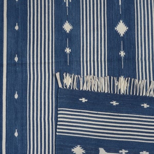 Alfombras de 1,5 x 2,1 m para dormitorio, regalo moderno de inauguración de la casa, alfombra de algodón de tejido plano, alfombra teñida natural, alfombra india Dhurrie reversible para sala de estar