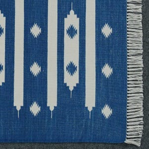 Handwoven Indigo Blue and White Rug Handmade Cotton Area Dhurry Flatweave Natural Dyed Rug Reversible Indian Dhurrie wall tapestry For Decor