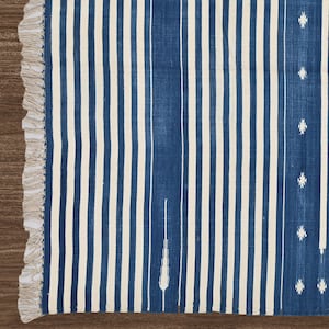 Handwoven Cotton Dhurrie Rug, Blue White Striped Flat Weave Reversible Kilim Rug, Natural Dyed Indian Fringe Carpet, Wall Tapestry Decor