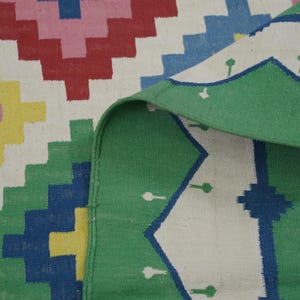 Tapis en coton fait main réversible Kilim Dhurrie en diamants colorés durable tissé à plat Dhurry, décoration d&#39;intérieur écologique, cadeau de Noël, tapis