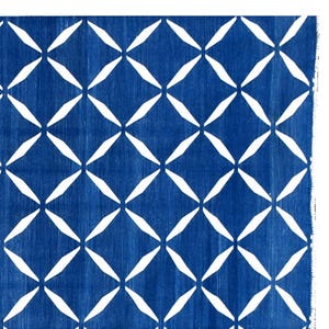 Handwoven Cotton Kilim Rug Dhurrie, Reversible Indian Blue White Handmade Flatweave Area Rug For Room, Large Wall Tapestry For Wall Decor