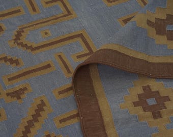 Alfombra de algodón con diseño geométrico moderna hecha a mano, tapiz de pared reversible indio Dhurrie teñido con vegetales naturales, alfombra natural única