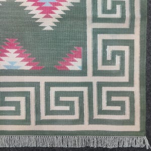 Arazzo da parete Kilim reversibile in tessuto Dhurrie di cotone fatto a mano con motivo tribale a rombi, tessuto piatto, tinto vegetale naturale, regalo