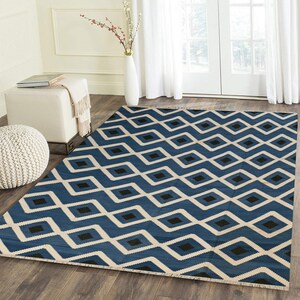 Indian Hand Knotted Rug, Custom Kilim Area Rug ,Cotton Handwoven Rug,Handcrafted Kilim Rug,  Indian Flatweave Dhurry, Custom Size Kilim, Cotton Flatweave Rug ,Indian Round Rug ,Scandinavian Rug ,Multi-Purpose Area Rug, Reversible Floor Rug