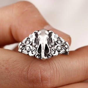 Handmade Sterling Silver Elephant Signet Mens Ring, Signet Elephant Man Ring, African Animal Men Jewelry, Elephant Men Silver Ring