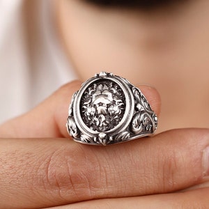 Handmade Lion Sterling Silver Men&#39;s Signet Ring, African Lion Silver Man Ring, Lion Men Ring, Wild Lion Men&#39;s Jewelry, Gift For Him