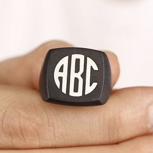 Cushion Personalized Men Signet Ring In Silver, Personalized Men Ring, Gift For Him, Engraved Men Signet Ring, Inıtial Men Ring