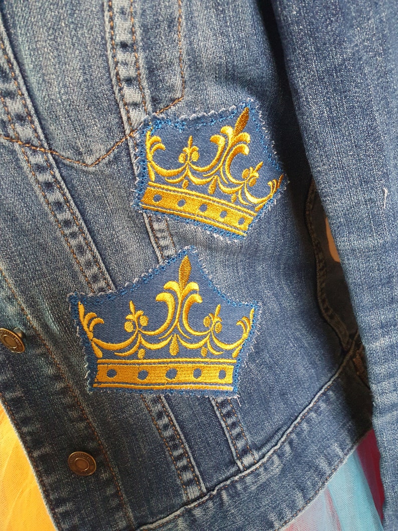 Früh-Prinzessin Jeansjacke mit Stickereien in Gr. 38 und ein Achselmaß von 44 cm 6 Bild 4