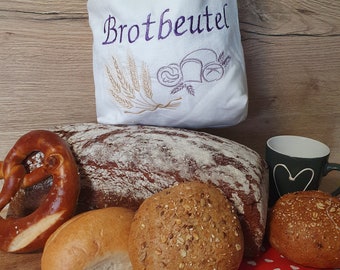 Brotbeutel "Brotbeutel, lila" nachhaltig und wiederverwendbar aus Omas Stoffen mit schöner Stickerei.
