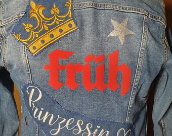 Early princess denim jacket with embroidery in size 38 and an armpit measurement of 43 cm -15-