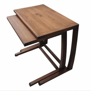Table double en C en bois massif, Table basse en forme de C, Table d'appoint en bois, Table basse moderne, Support pour ordinateur portable en bois massif, Table en C en bois faite main