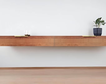 Meuble TV flottant personnalisable en bois massif - Console multimédia murale faite main et unité de divertissement moderne