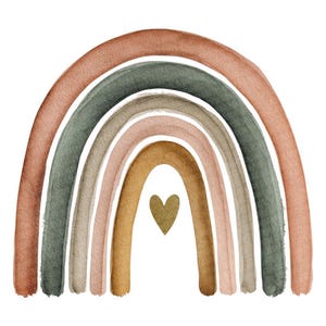 Op de afbeelding: Waterverfillustratie van een regenboog met een hart. De regenboog heeft lagen van terracotta, groen, beige, roze en goud. Het hart is goudkleurig. De afbeelding staat op een witte achtergrond.