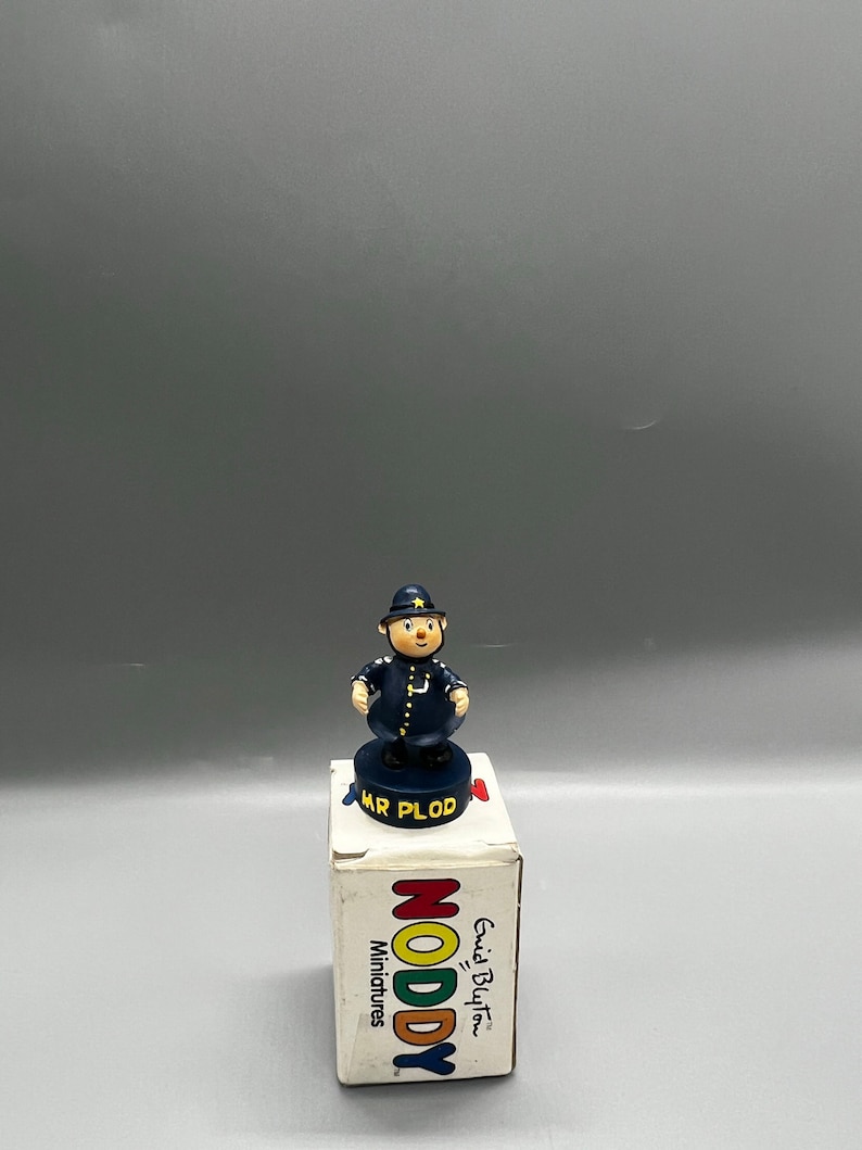 Enid Blyton s Noddy 90 s Minature Figure Of Mr Plod Etsy enid-blyton-s-noddy-90-s-minature-figure-of-mr-plod-etsy