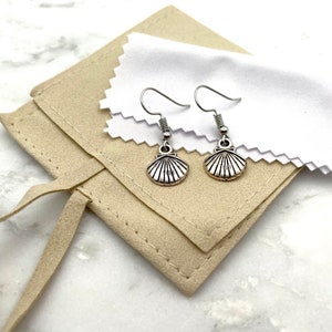 Pendientes de concha de vieira / Joyería hecha a mano / Regalo de bautismo, primera comunión, confirmación / Peregrinación, Camino de Santiago, Camino de Santiago