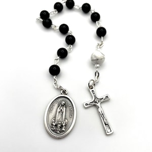 Obsidiana Negra Pedra Preciosa Genuína Nossa Senhora de Fátima do Santíssimo Rosário Medalha Devocional Terço de Dez Coroas Rosário de Bolso de Uma Década