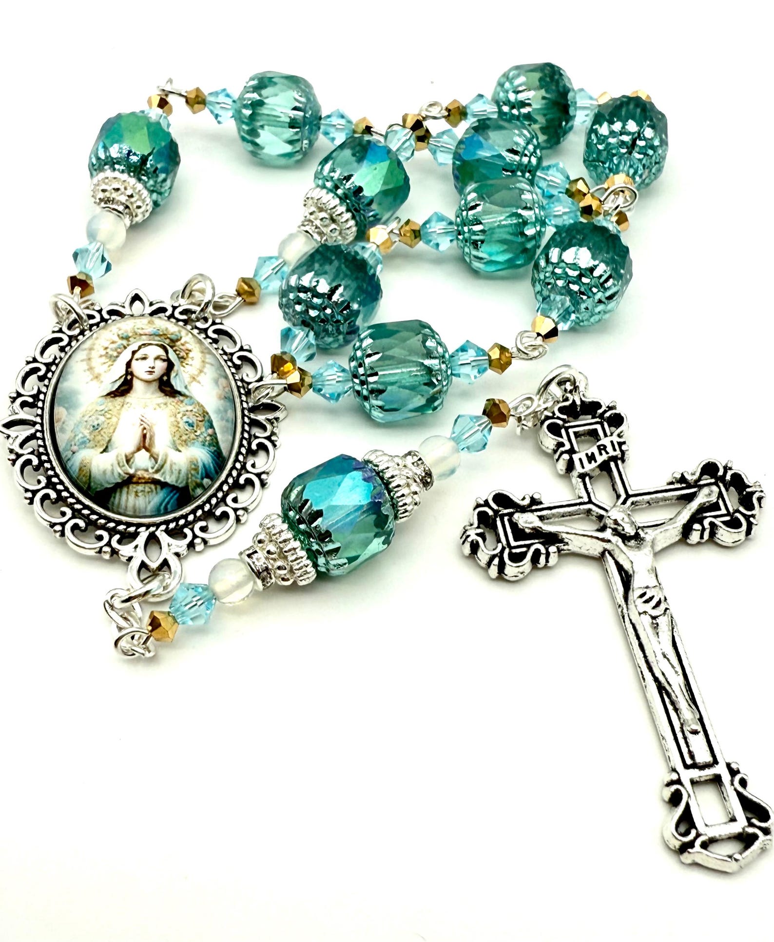 Our Lady Queen of the Holy Rosary Queenship of Mary Heirloom One Decade ...