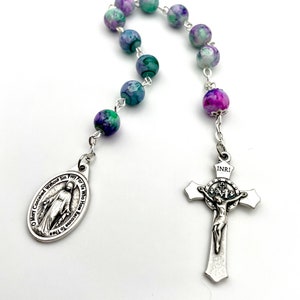 Our Lady of the Miraculous Medal Devotional Medal + Crucifix Tenner Chaplet One Decade Pocket Rosary With Pastel Marbled Glass Beads
