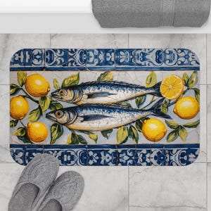 Fish & Lemons Bath Mat: Coastal Bathroom Decor, Non-Slip Microfiber Rug