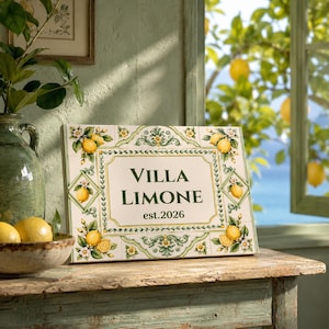 Personalisiertes Zitronenfliesenschild, Keramikplakette mit individuellem Familiennamen, italienisches Küstendekor, Villa Limone-Schild, mediterranes Einzugsgeschenk