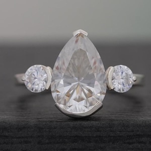2.20 TCW Three Stone Wedding Ring, Pear Cut Lab Grown Diamond Ring, Half Bezel Set Wedding Ring, Round Cut Diamond Ring, Propose Ring CVD