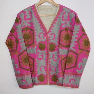 Suzani Mantel, Damen Suzani Jacke, Suzani Print Kantha Jacke Winterjacke im japanischen Kimono-Stil