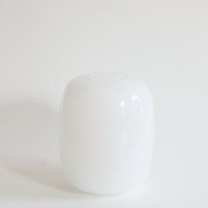 Vase blanc « Jurmo » 3033 par Timo Sarpaneva pour Iitalla