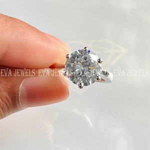Solitaire Ring, 2 Ct Round Cut White Diamond Solitaire Engagement Ring 14k White Gold Finish 925 Sterling Silver