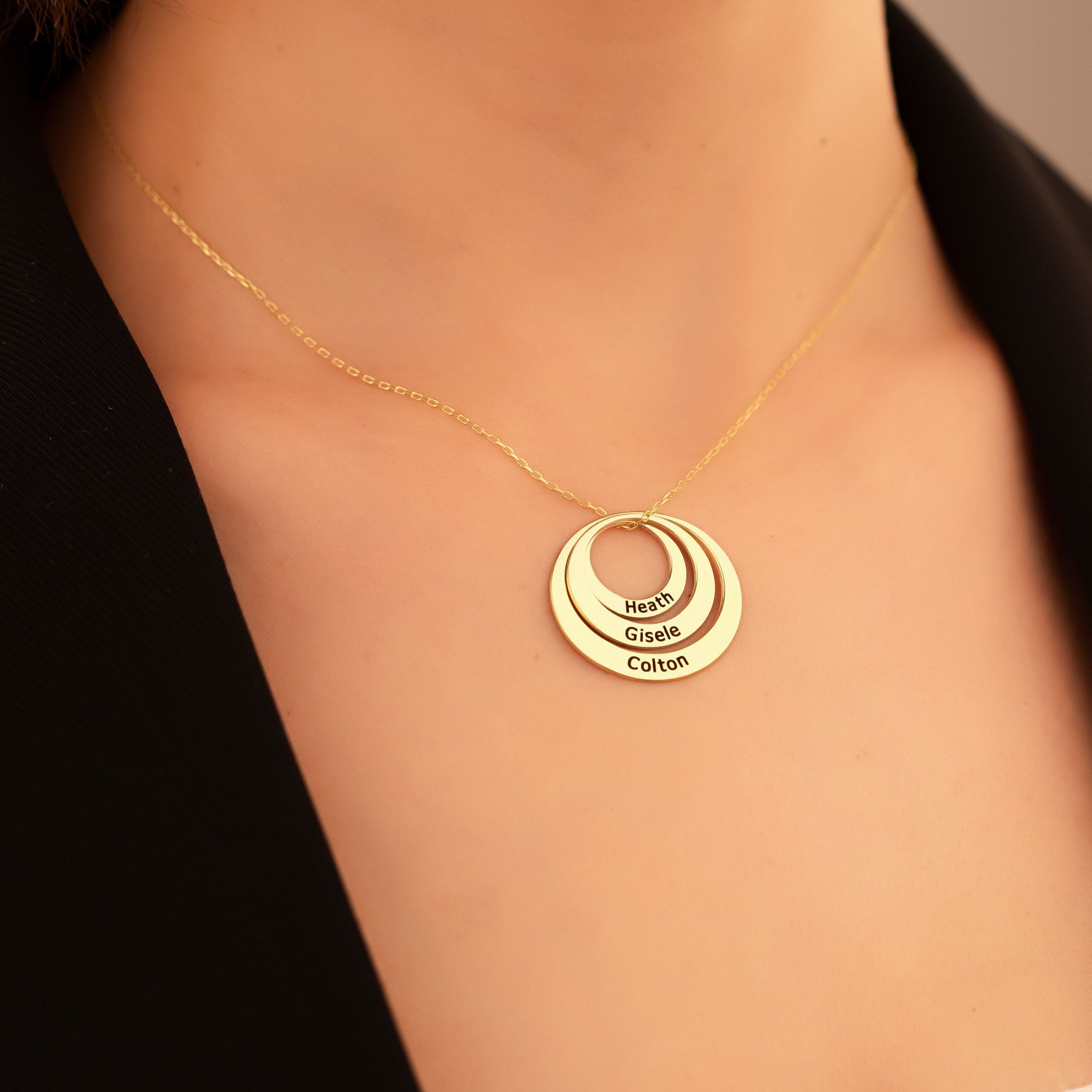 14K Solid Gold Multiple Name Necklace - Family Name Round Necklace - Children Name Circle Necklace - Two Name Necklace - Gift For Mom