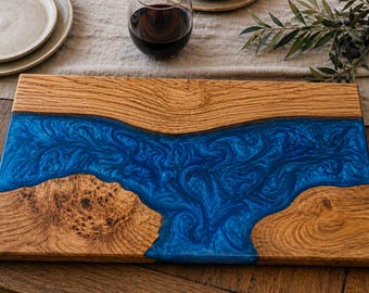 Deska do serów Blue Resin River – naturalna drewniana taca do serwowania, minimalistyczna deska do serów